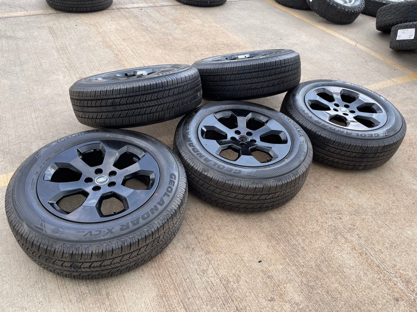 20" Land Rover Defender OEM wheels rims 72349 Range tires NEW