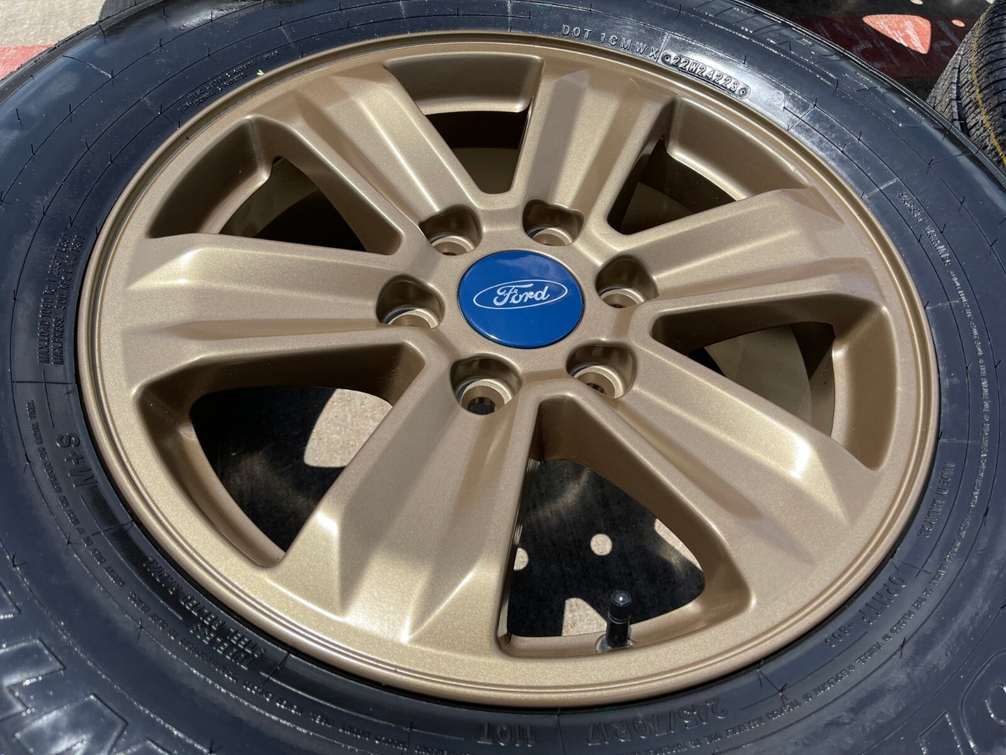 17" Ford F-150 Expedition OEM 3995 rims wheels BRONZE tires NEW