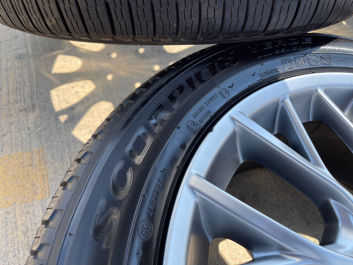 20" Jeep Grand Cherokee L OEM 9288 wheels rims tires PIRELLI SET