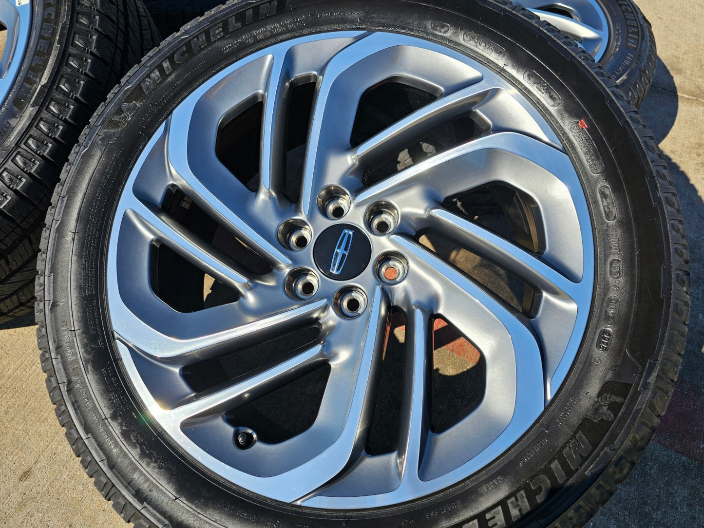 22" Lincoln Navigator OEM 94225 rims wheels BLACK LABEL 2025 2026 MICHELIN NEW