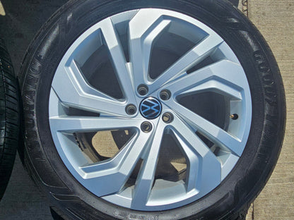 20" VW Atlas OEM wheels rims tires 96855A 70075 Audi Q7 2020 2021 2022 2023 2024
