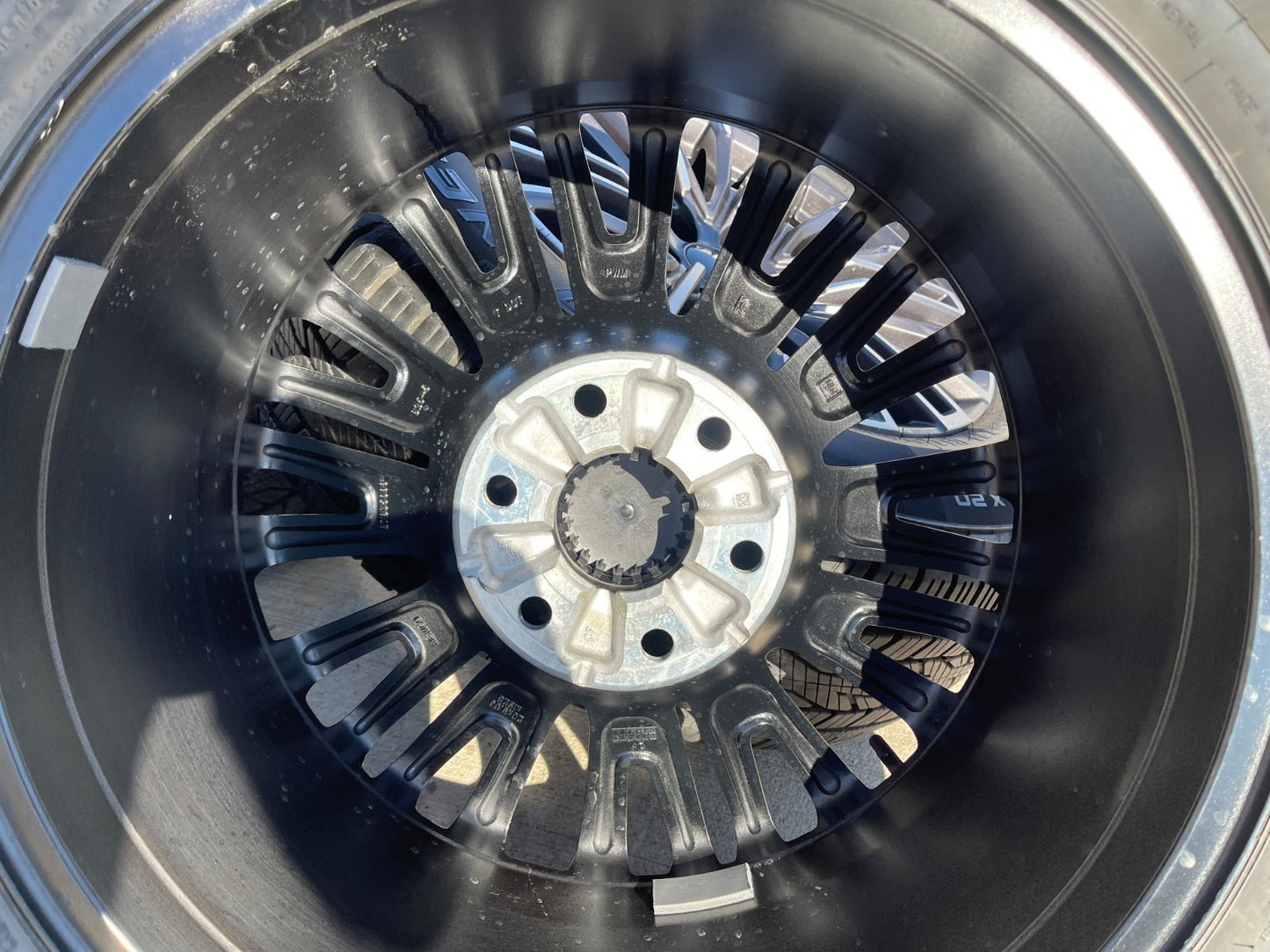 20" GMC Sierra Yukon Chevy Silverado OEM wheels rims 2024 2025 2026 CONTINENTAL