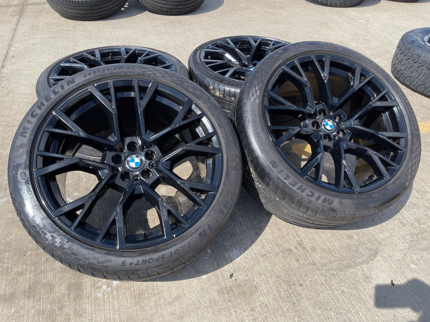 21" + 22" BMW X7M X6M XB7 X5 X6 X7 OEM Series wheels rims 2022 2023 2024 2025