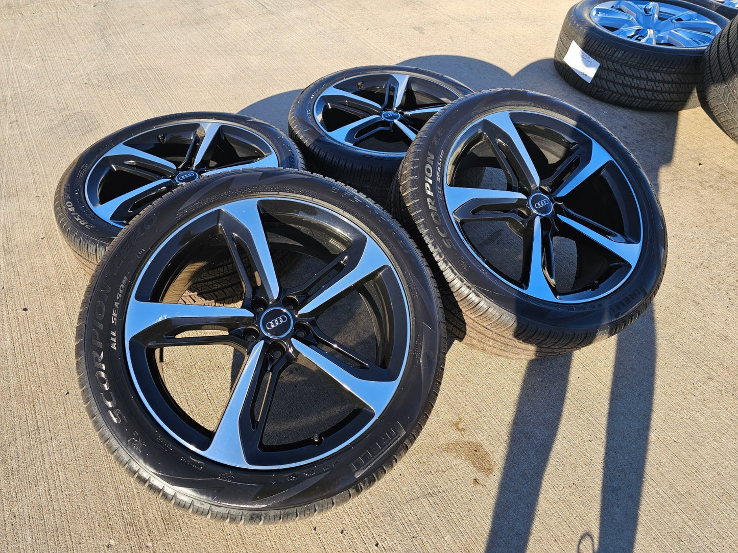 21" Audi SQ5 SQ7 SQ8 OEM wheels rims 58939 Q7 Q8 Q5 RS S PIRELLI