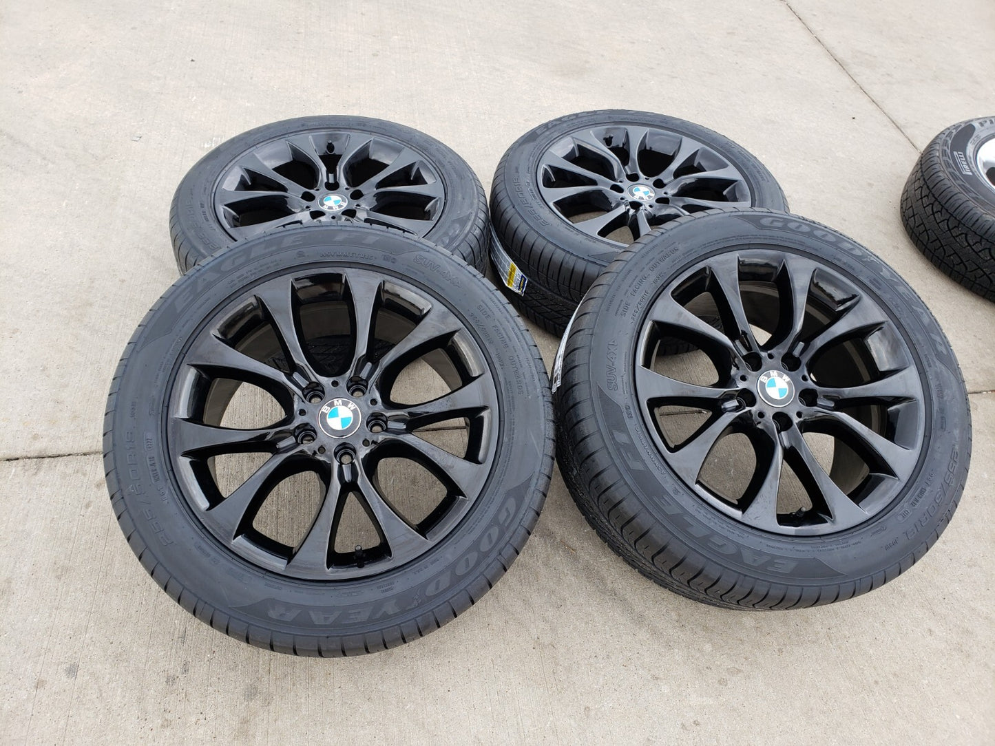 19" BMW OEM X5 wheels rims 86045 tires 5x120 NEW