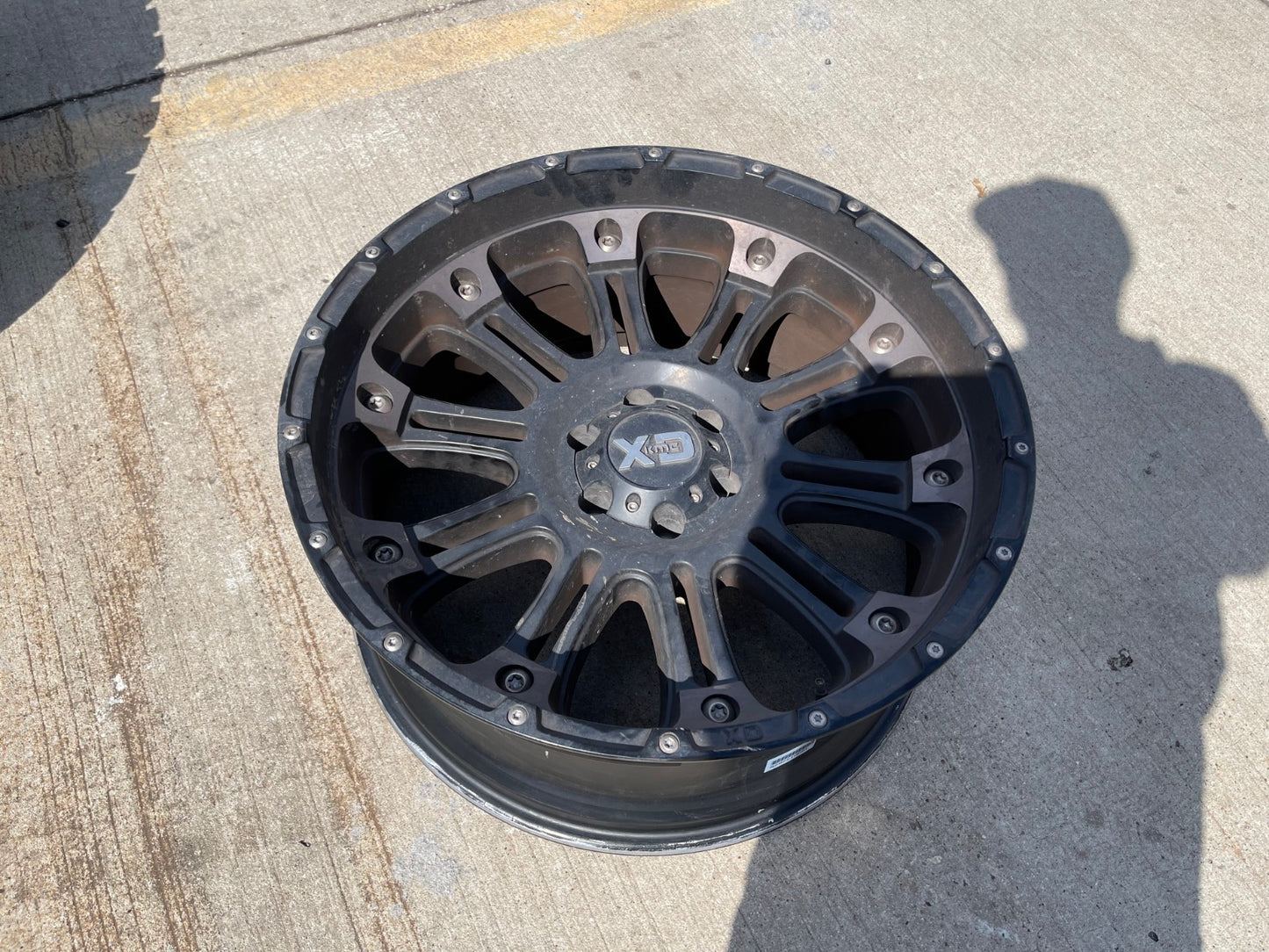 (1) 22x10 22" XD 829 Ford F-150 Expedition rim wheel -18 6x135