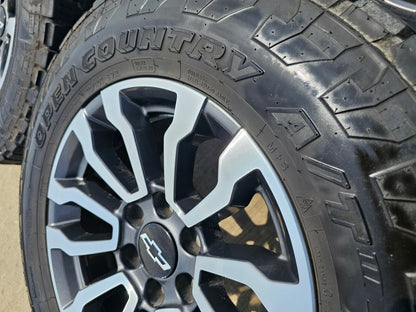 18" GMC Sierra AT4 Chevy Silverado Trail Boss OEM 5909 wheels rims TOYO A/T3