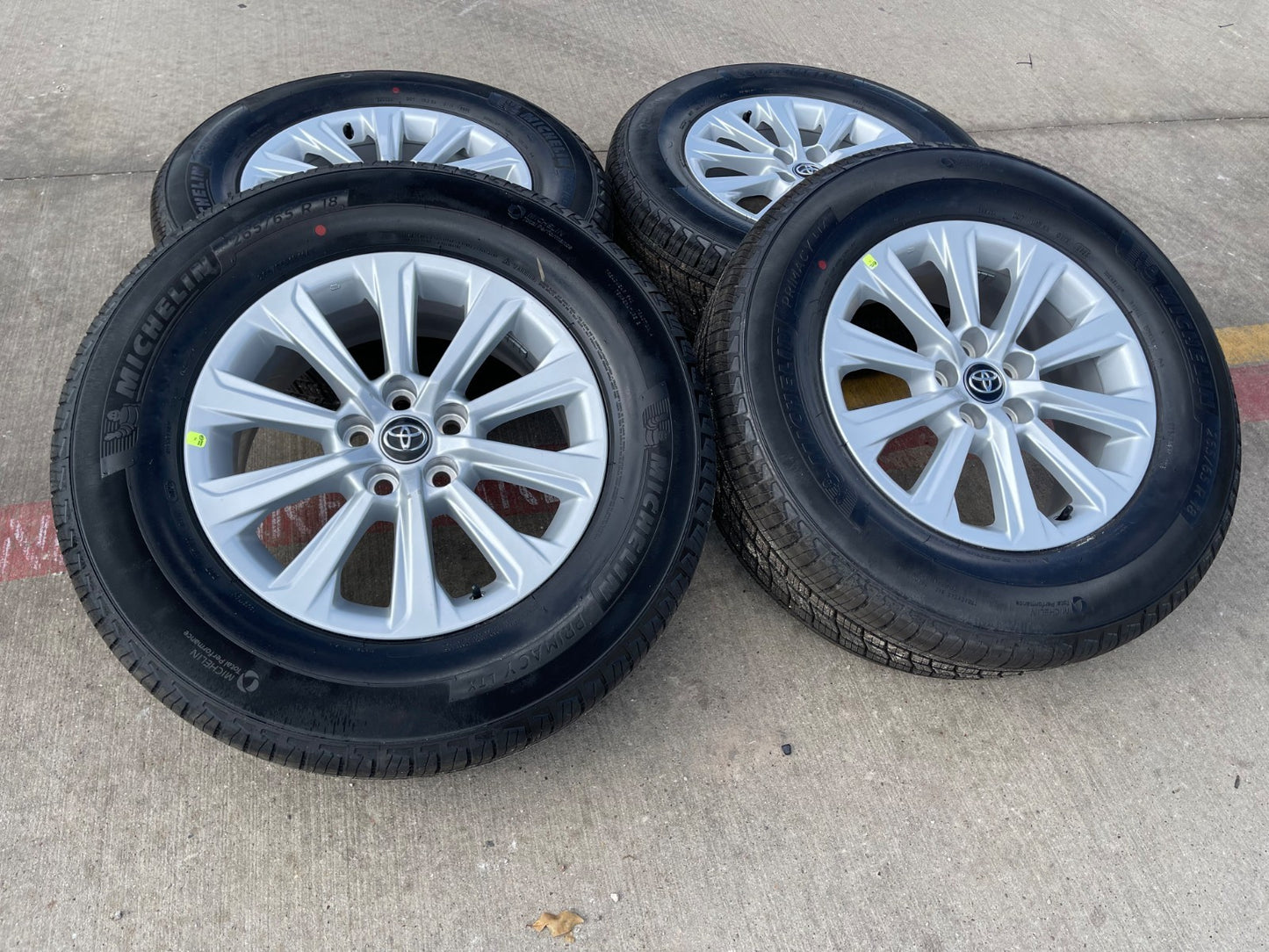 18" Toyota Grand Highlander OEM 10525 wheels rims tires Lexus TX350 NEW MICHELIN