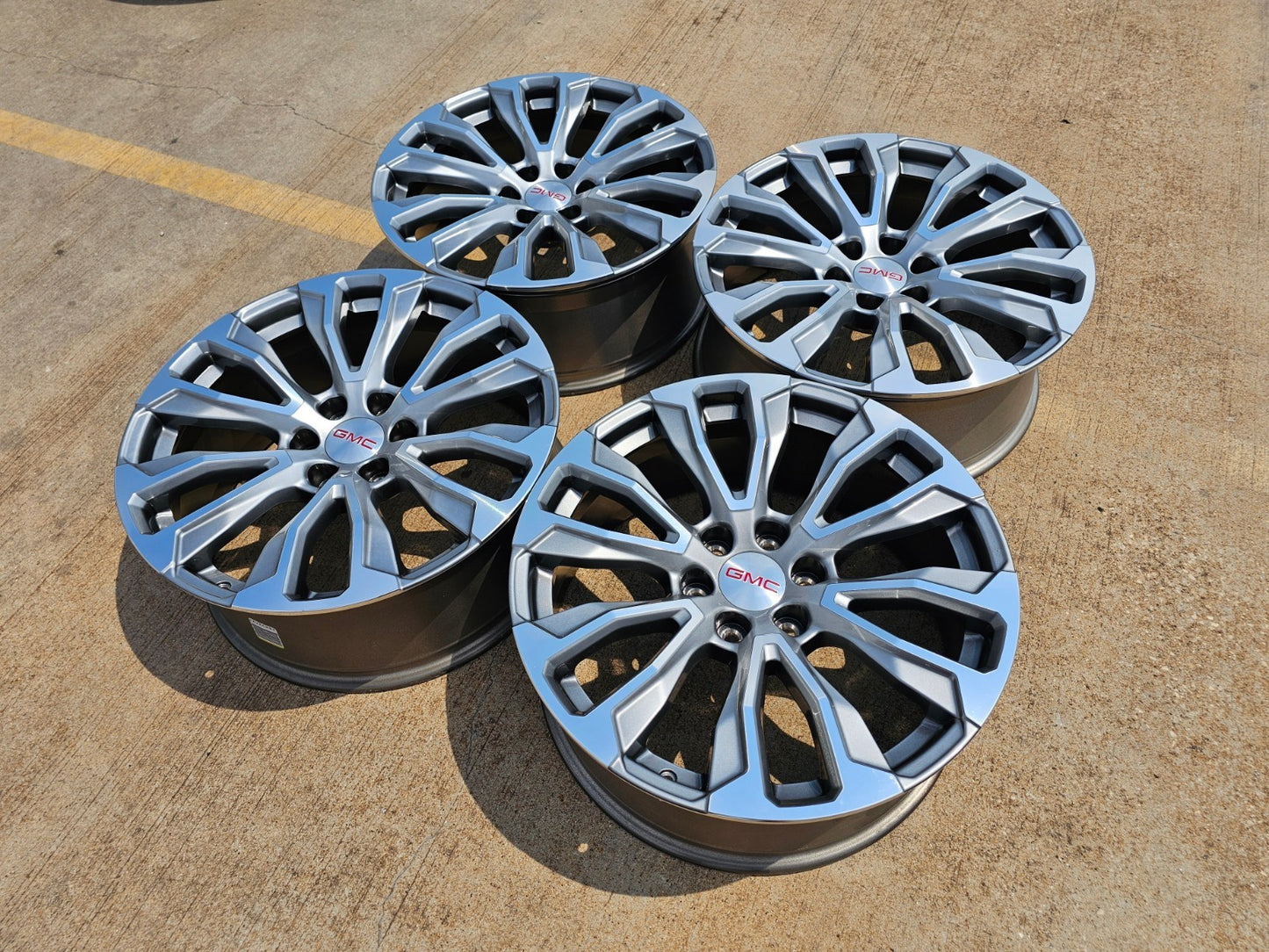 22" GMC Yukon Sierra DENALI OEM wheels rims 14025 97000 NEW