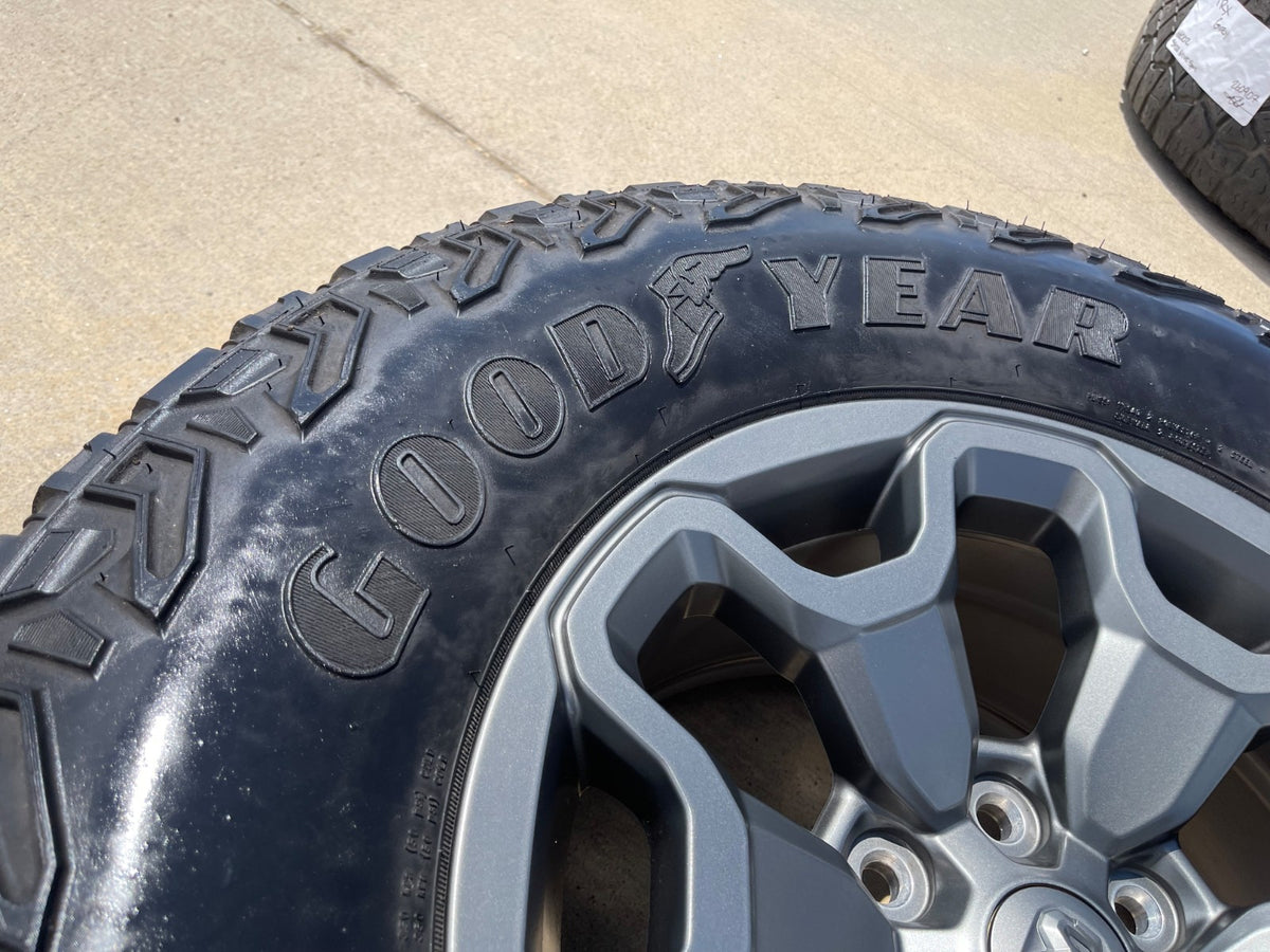 18" Dodge Ram 1500 TRX RHO Gray OEM 66002 wheel rim TERRITORY A/T 35"