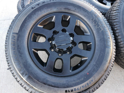 18" GMC Sierra 2500 3500 OEM Chevy 5502 wheels rims MICHELIN NEW