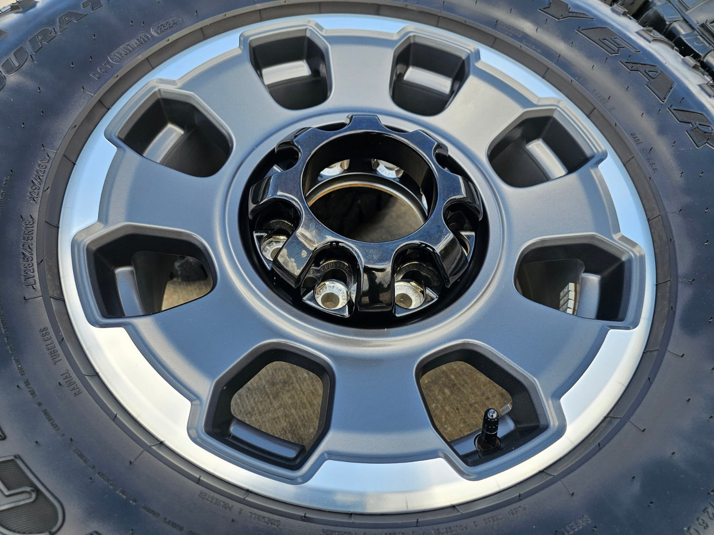 18" Ford F-250 F-350 OEM TREMOR rims wheels 10482 tires SET DURATRAC R/T 35"