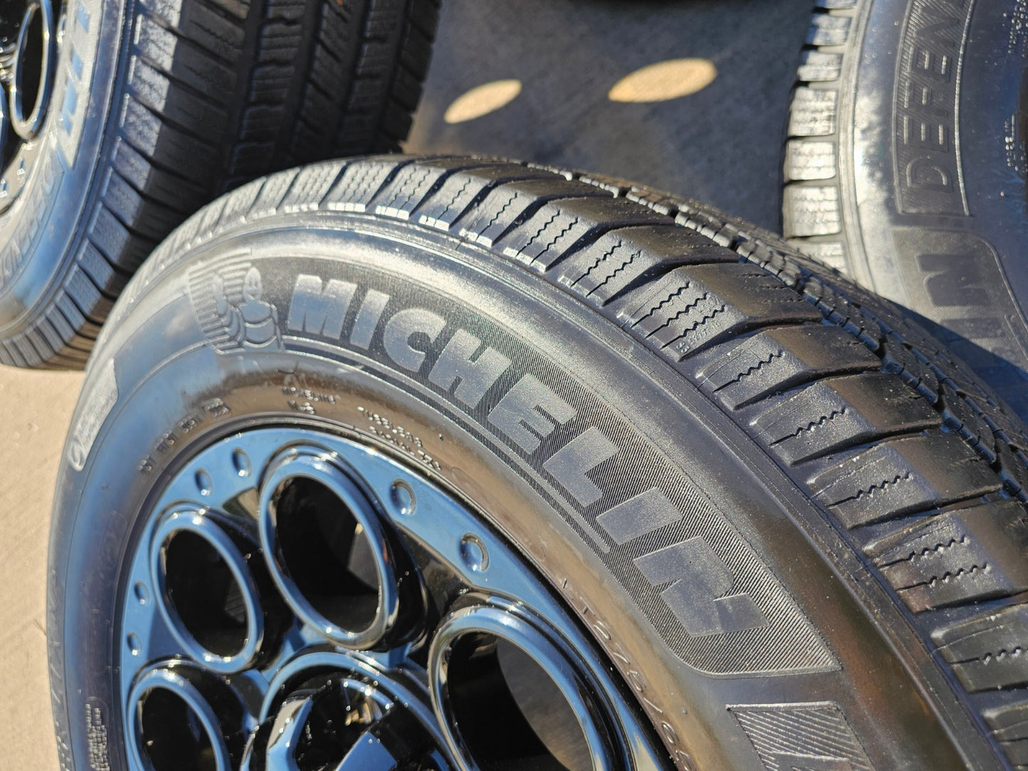 20" Ford F-250 F-350 OEM black TREMOR 10299 10484 wheels rims MICHELIN DEFENDER
