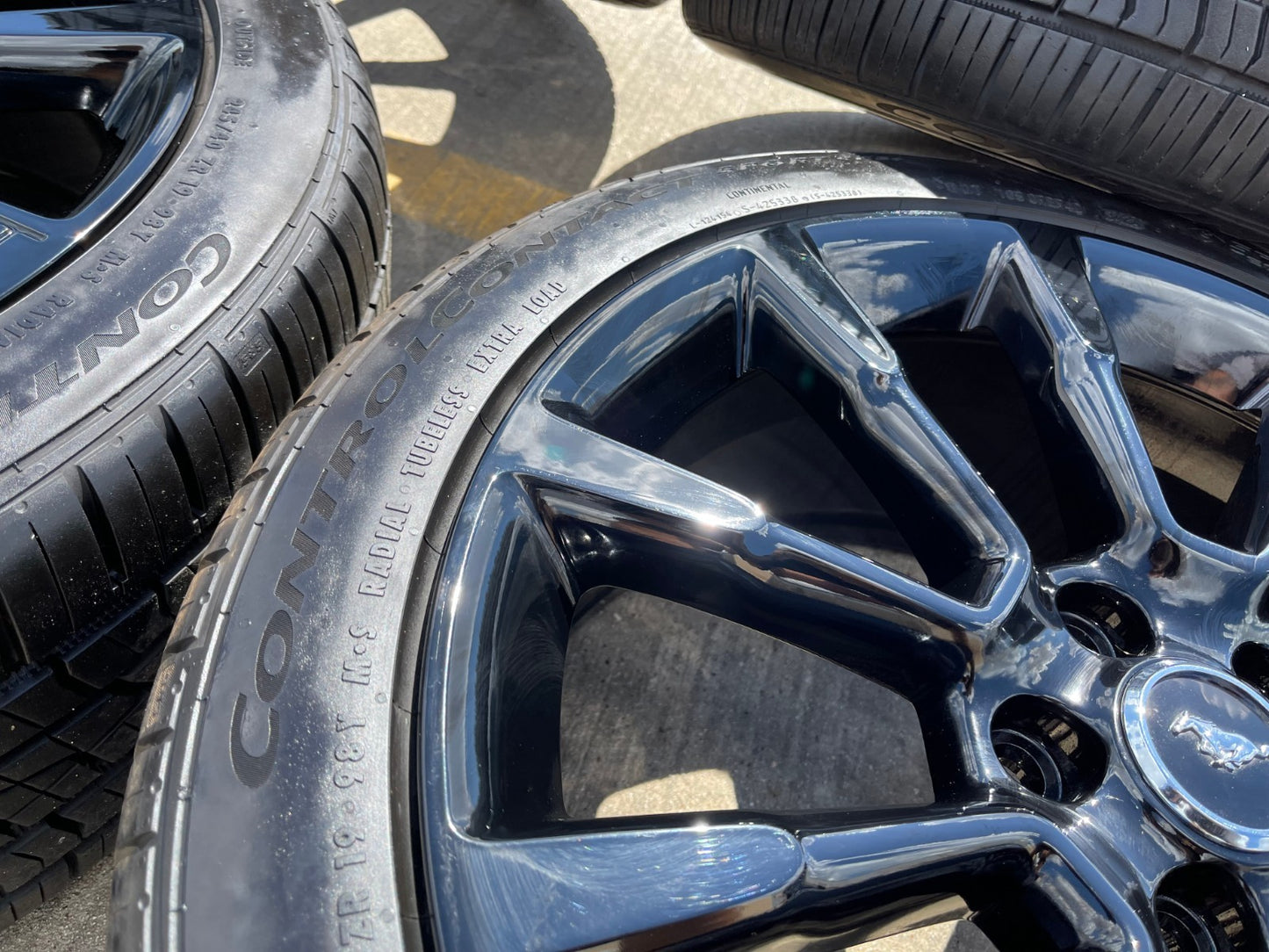 19" Ford Mustang Stealth GT OEM wheels rims 3863 tires CONTINENTAL