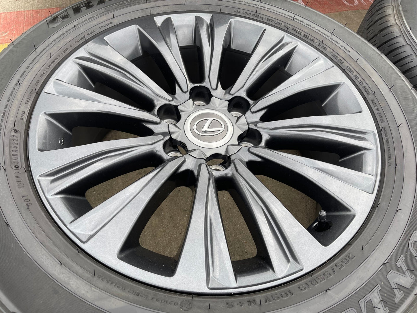 19" Lexus GX460 GX470 Tacoma 4Runner OEM 74388 wheels rims 2022 2023 2024