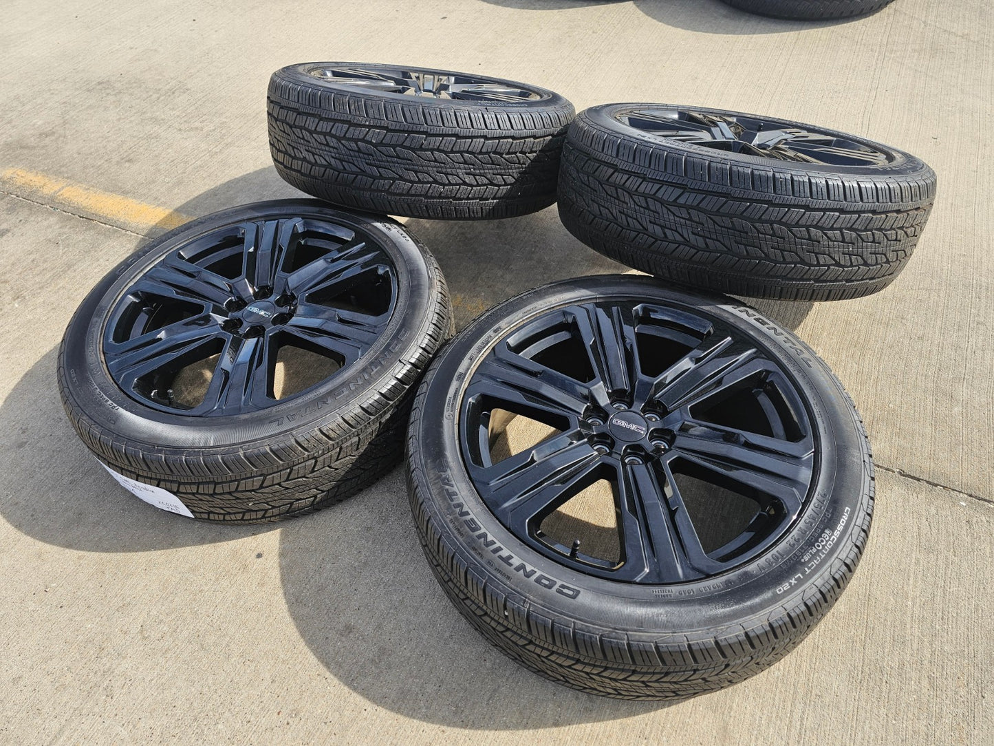 22" GMC Acadia OEM wheels rims Blazer Traverse Buick Enclave XT6 2025 2026 NEW