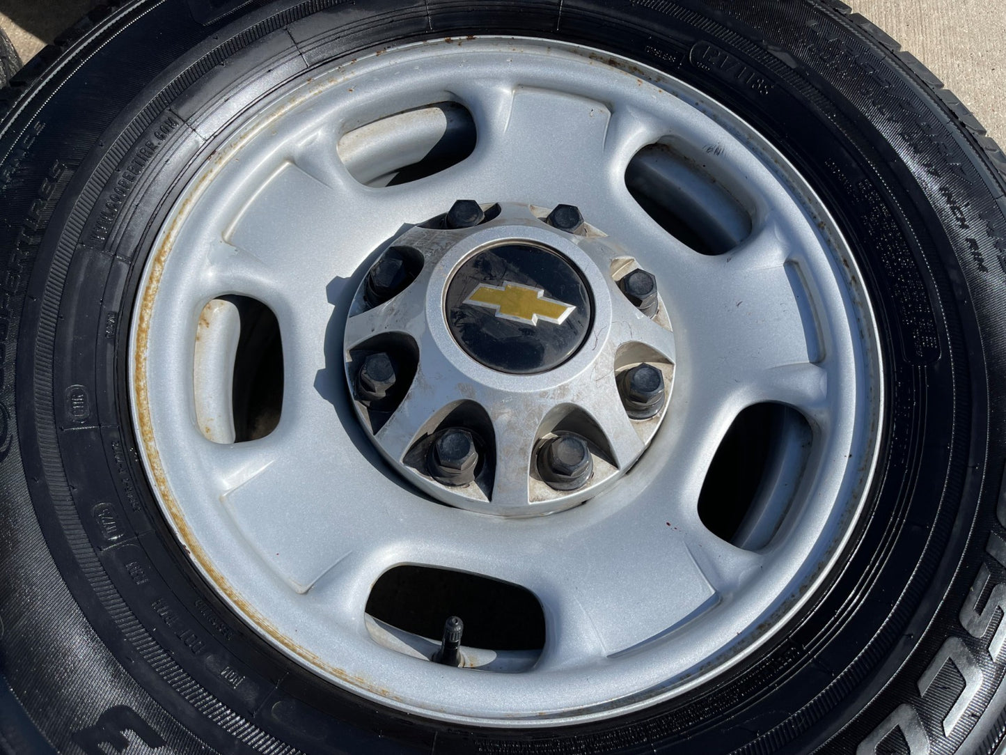 17" Chevy Silverado GMC Sierra 2500 OEM 8095 wheels rims SET tires COOPER HT3