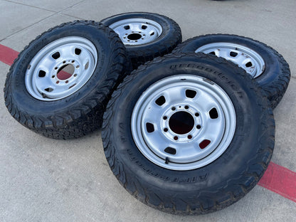 17" Ram 2500 3500 Laramie Power Wagon OEM 2497 wheels rims BFG KO2 A/T