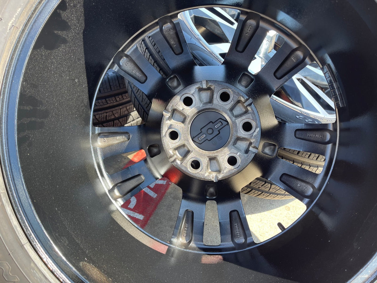 22" Chevy Silverado Tahoe Suburban RST OEM 5620 wheels rims PIRELLI SET
