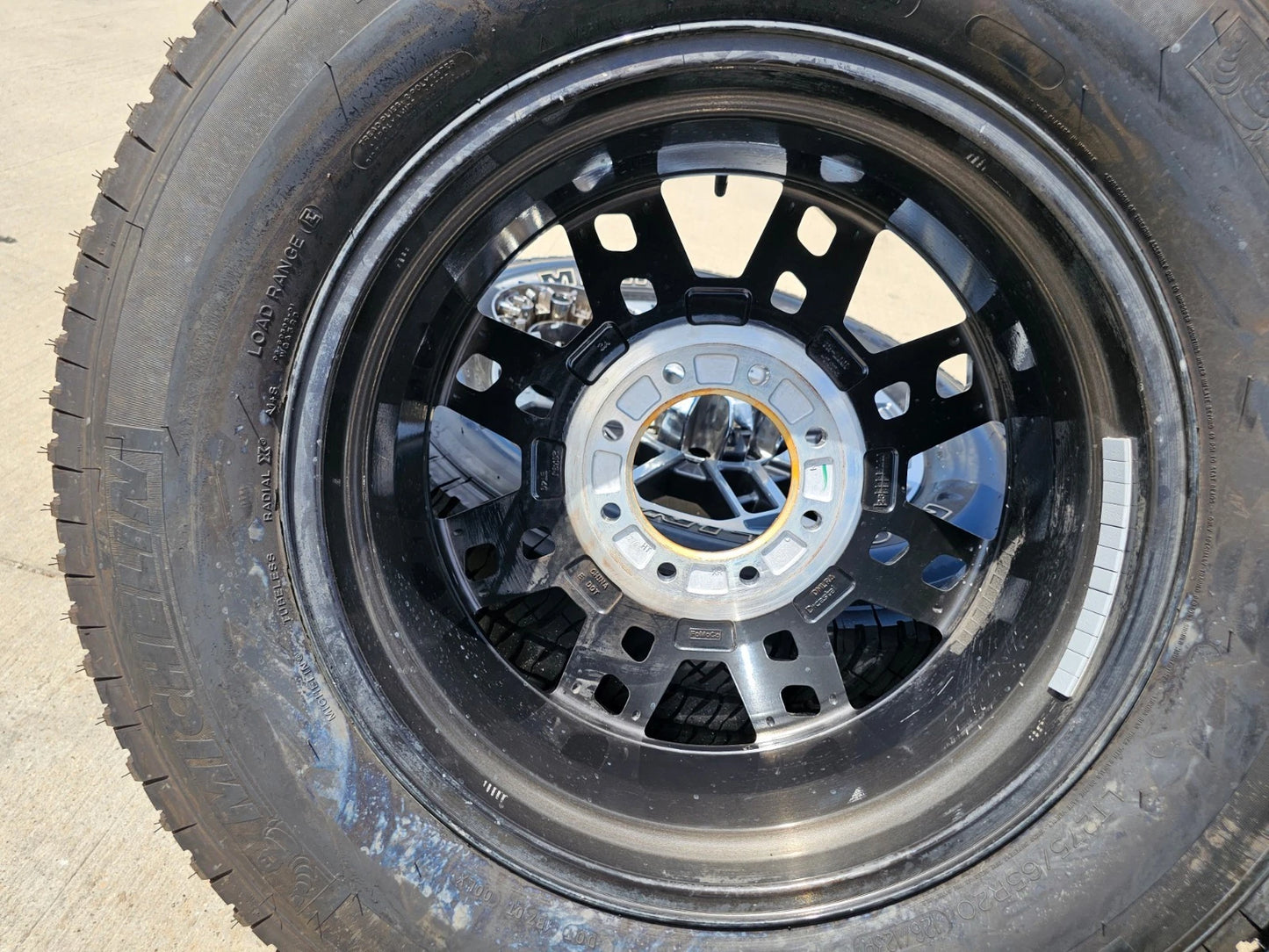 20" Ford F-250 F-350 OEM LIMITED wheels rims 10302 10483 2025 2026 NEW MICHELIN