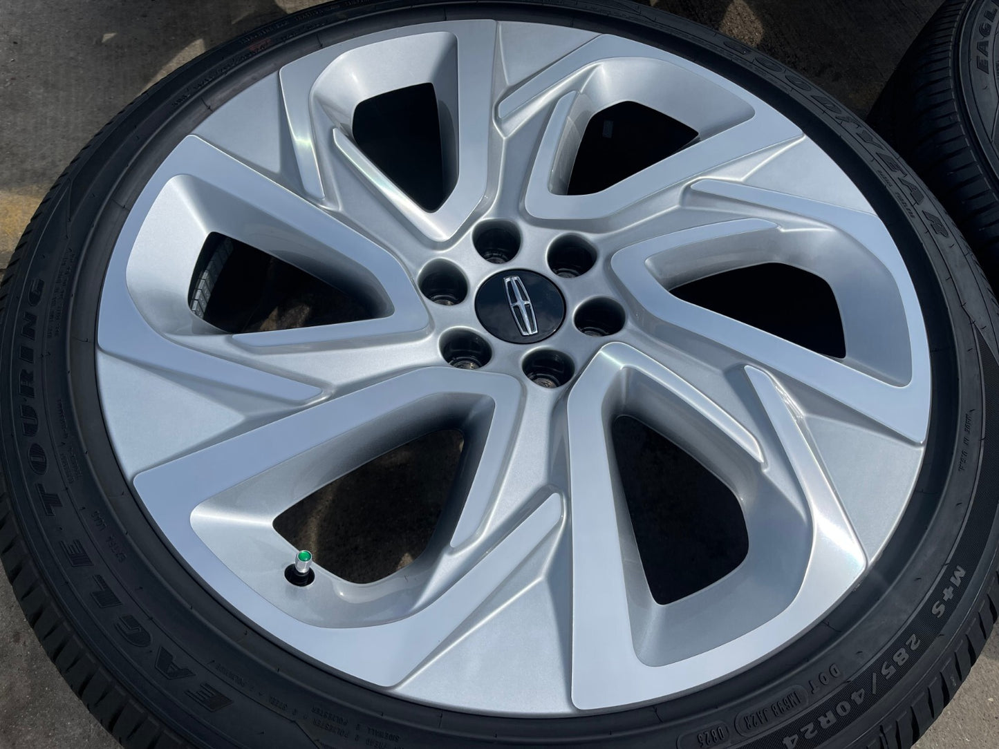 24" Lincoln Navigator OEM rims wheels Ford F-150 Expedition 2024 2025 2026 NEW
