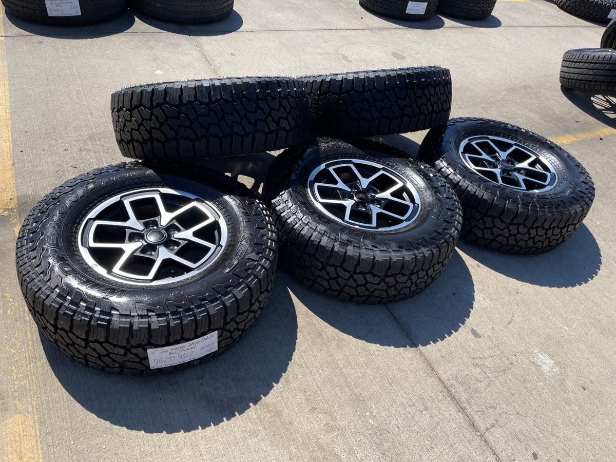 17" Jeep Wrangler Rubicon OEM 95730 9327 wheels rims Gladiator FALKEN AT 33" NEW