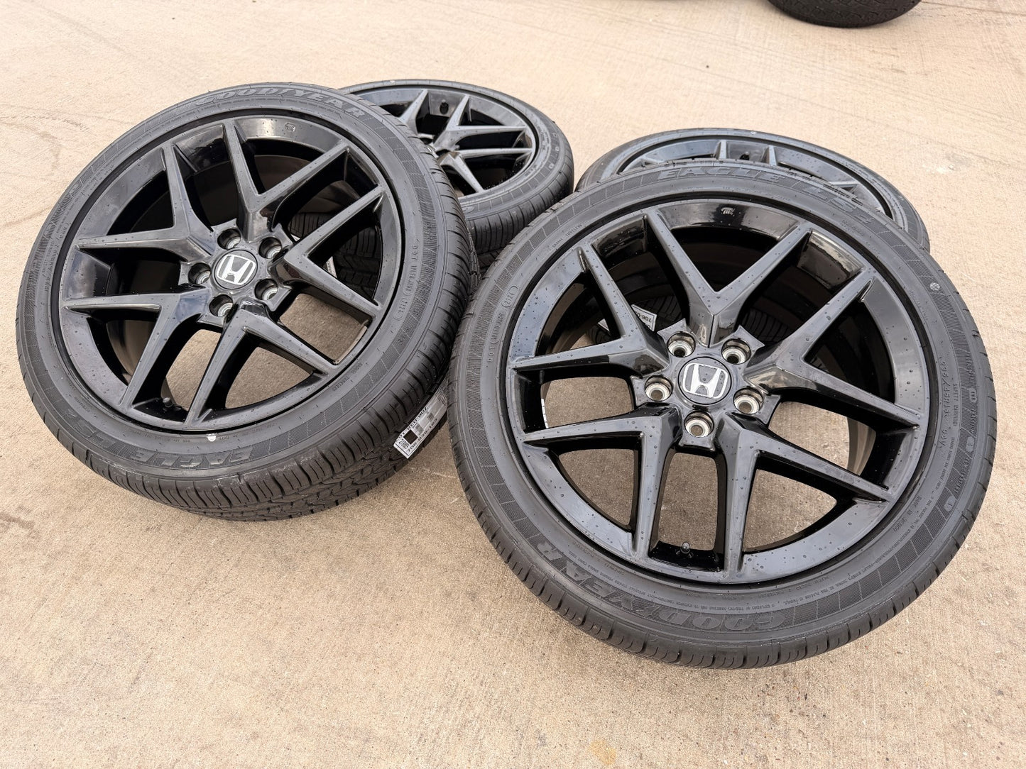 18" Honda Civic wheels rims OEM 10393 H-RV Accord tires GOODYEAR NEW 2025 2026