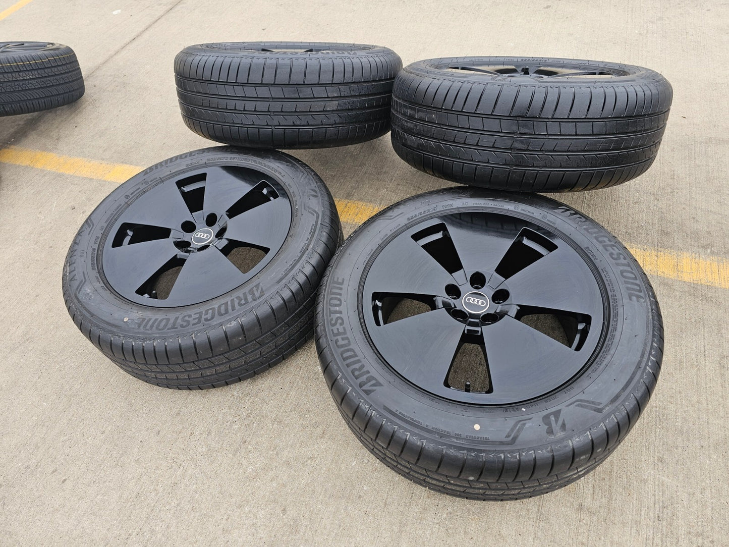 19" Audi E-Tron OEM wheels rims tires SQ5 Q5 Q7 Q8 GT 2021 2022 2024 2025 NEW