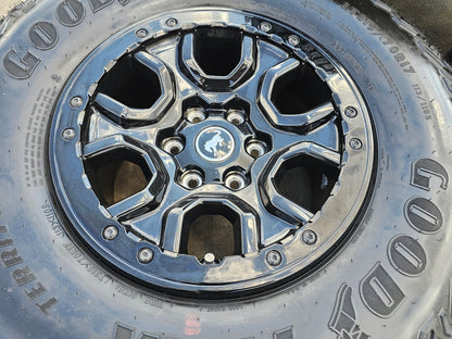 17" Ford Bronco SASQUATCH wheels rims BEADLOCK 10388 Ranger GOODYEAR M/T 35"