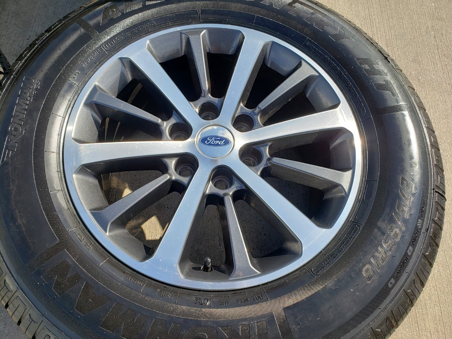 18" Ford F-150 Expedition 10142 OEM rims wheels tires IRONMAN