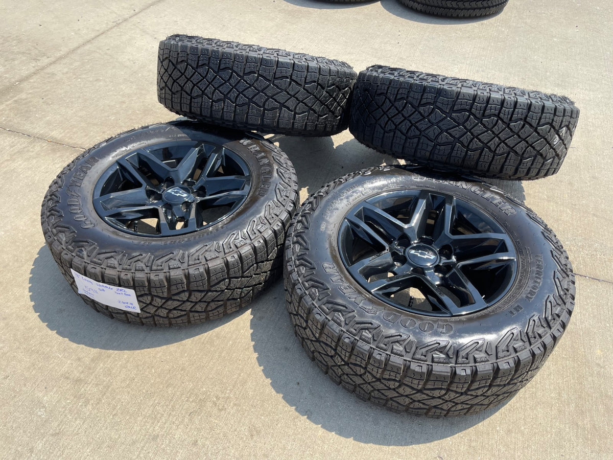 18" Chevy Silverado ZR2 Tahoe TRAIL BOSS GMC OEM 5911 wheels rims GOODYEAR M/T