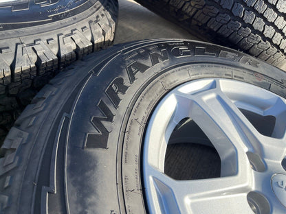 17" Jeep Wrangler Rubicon OEM wheels rims 9216 Gladiator 2022 2023 2024 2025 NEW
