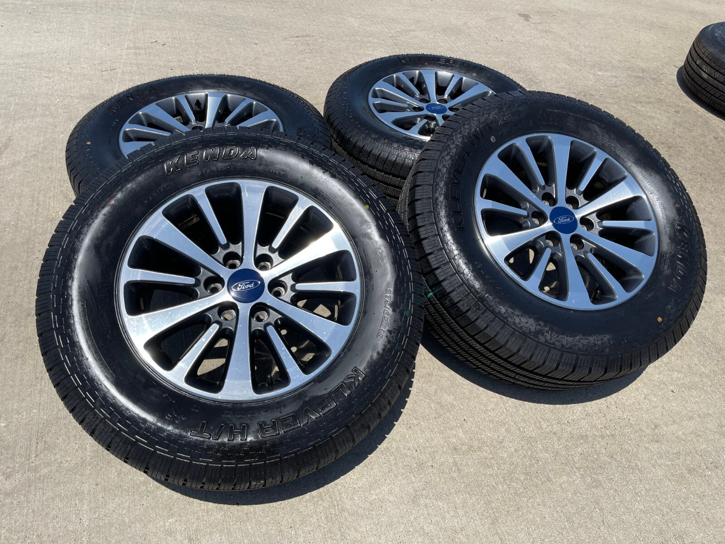 18" Ford F-150 Expedition XLT 3988 OEM rims wheels tires KENDA