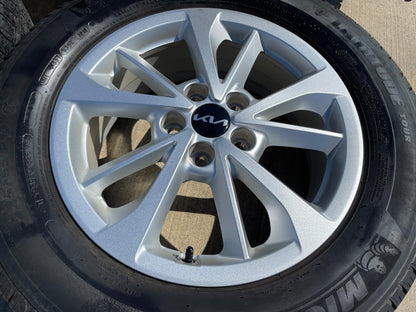 17" Kia Carnival Sportage OEM wheels rims 74829 Sorento Sedona SET