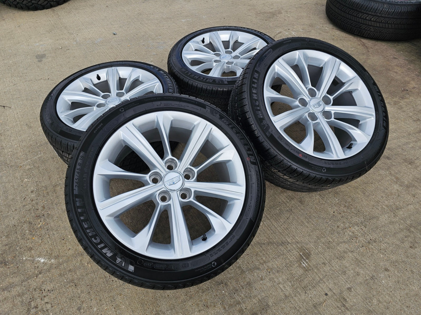 18" Cadillac CT5 Platinum OEM 94114 wheels rims 2023 2024 2025 NEW MICHELIN