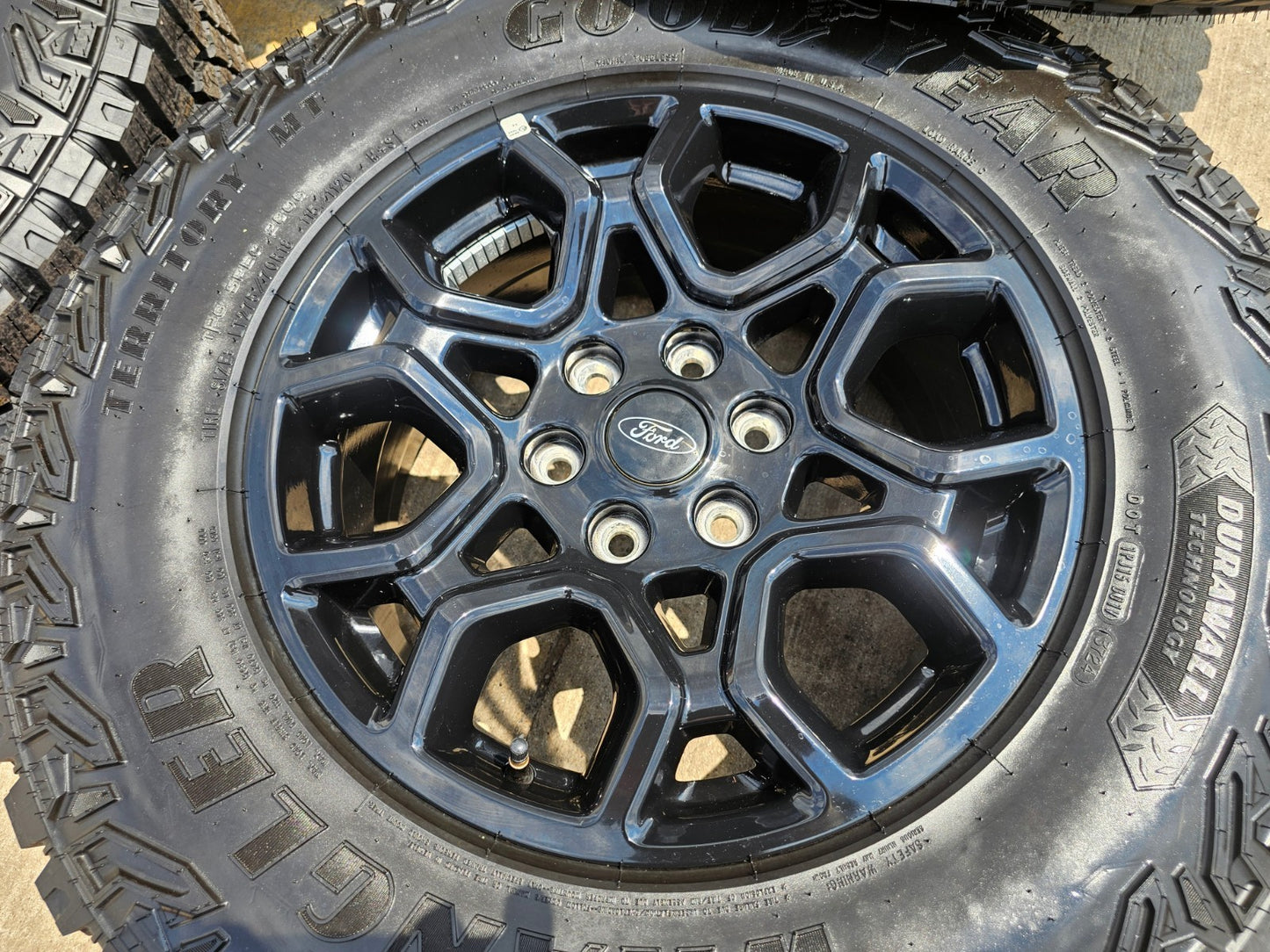 18" Ford F-150 OEM rims wheels 95049 10340 Expedition2025 2026 NEW GOODYEAR