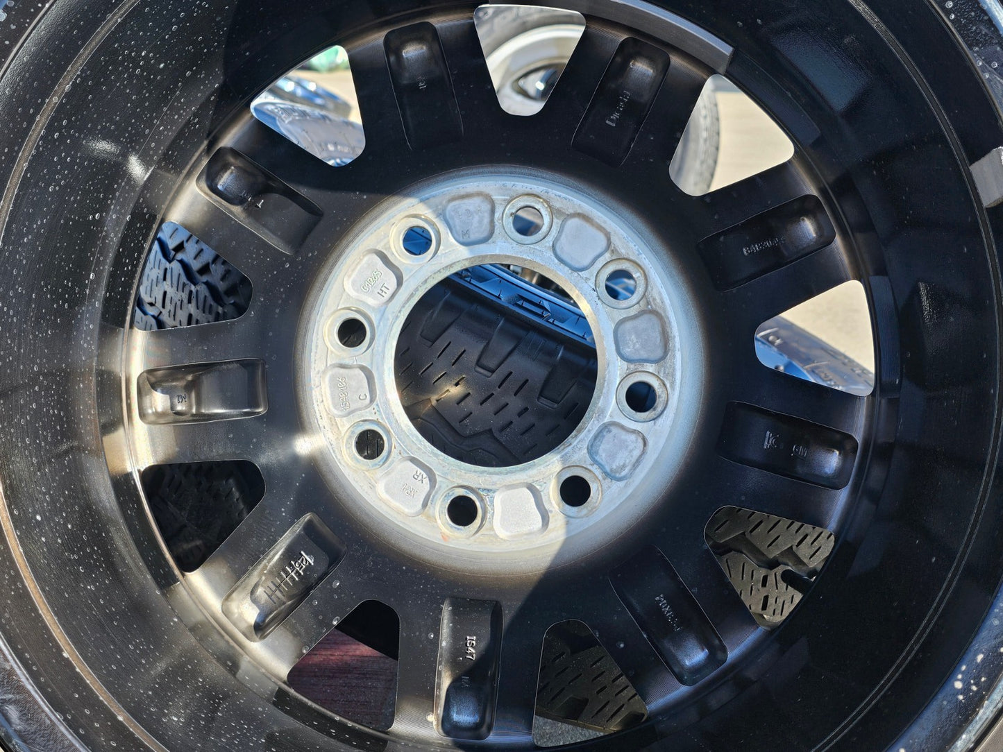 20" GMC Sierra DENALI 2500 3500 OEM 14137 5963 wheels rims Silverado tires A/T