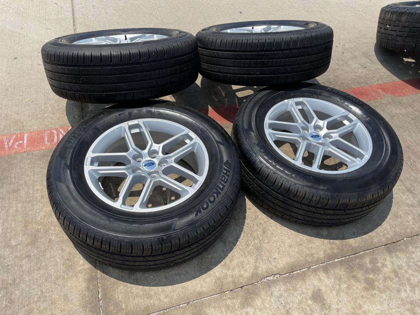 18" Ford Explorer Sport OEM rims wheels 10698 tires 2024 2025 2026 NEW