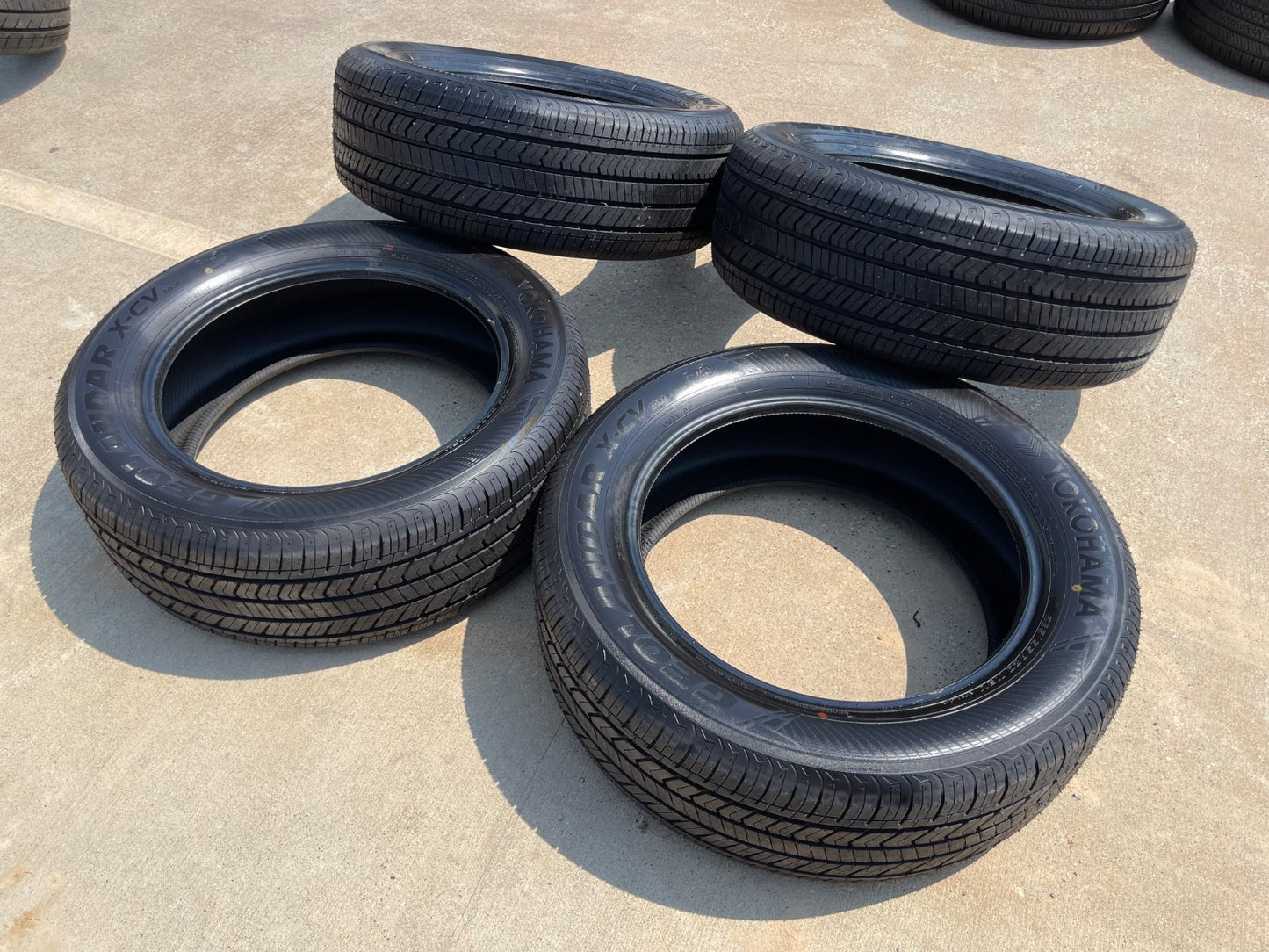 (4) 265/55/20 Yokohama Geolander X-CV tires 113V XL 265/55R20 TAKE OFFS NEW