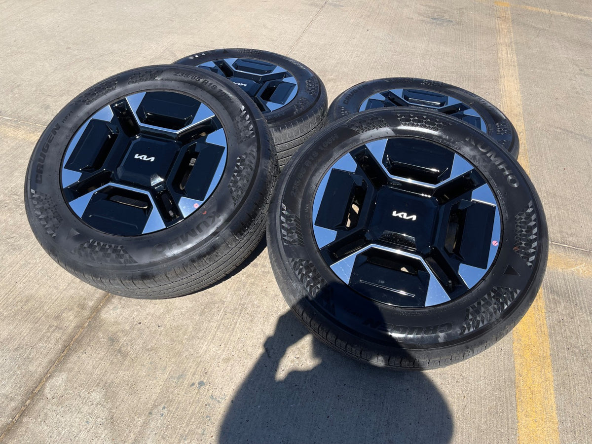 18" Kia Telluride X-PRO OEM wheels rims Sorento Sedona 2027 SET NEW