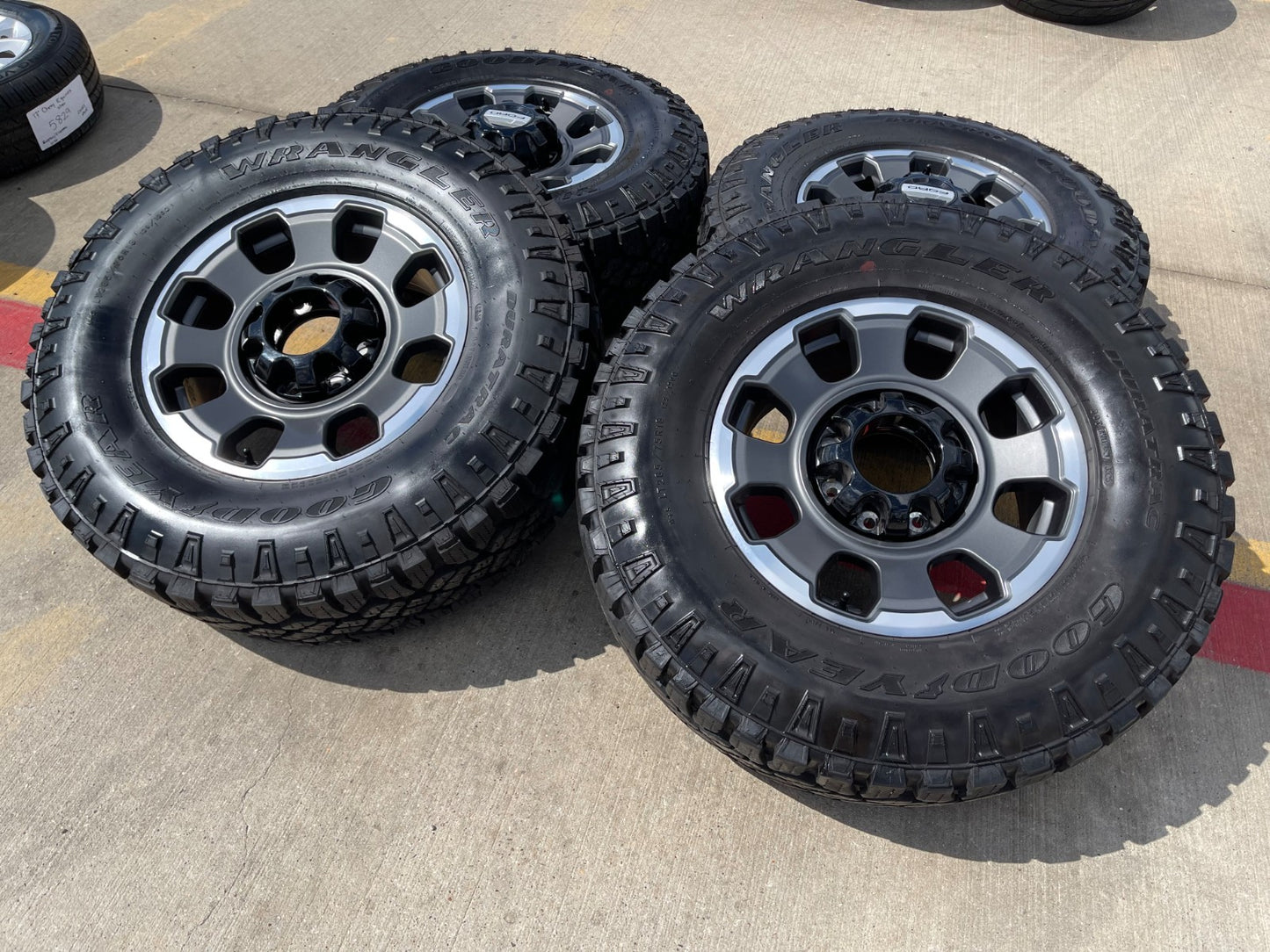 18" Ford F-250 F-350 OEM TREMOR rims wheels 10482 tires SET DURATRAC R/T 35" NEW