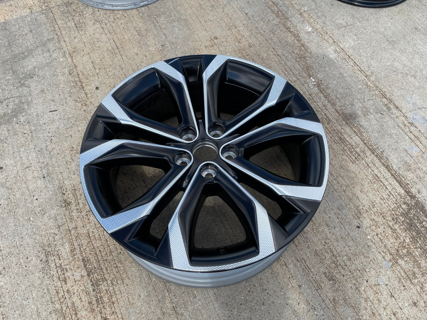 20" Toyota Sienna OEM 69167 rim wheel Venza Rav4 CH-R 2022 2023 2024 2025 2026