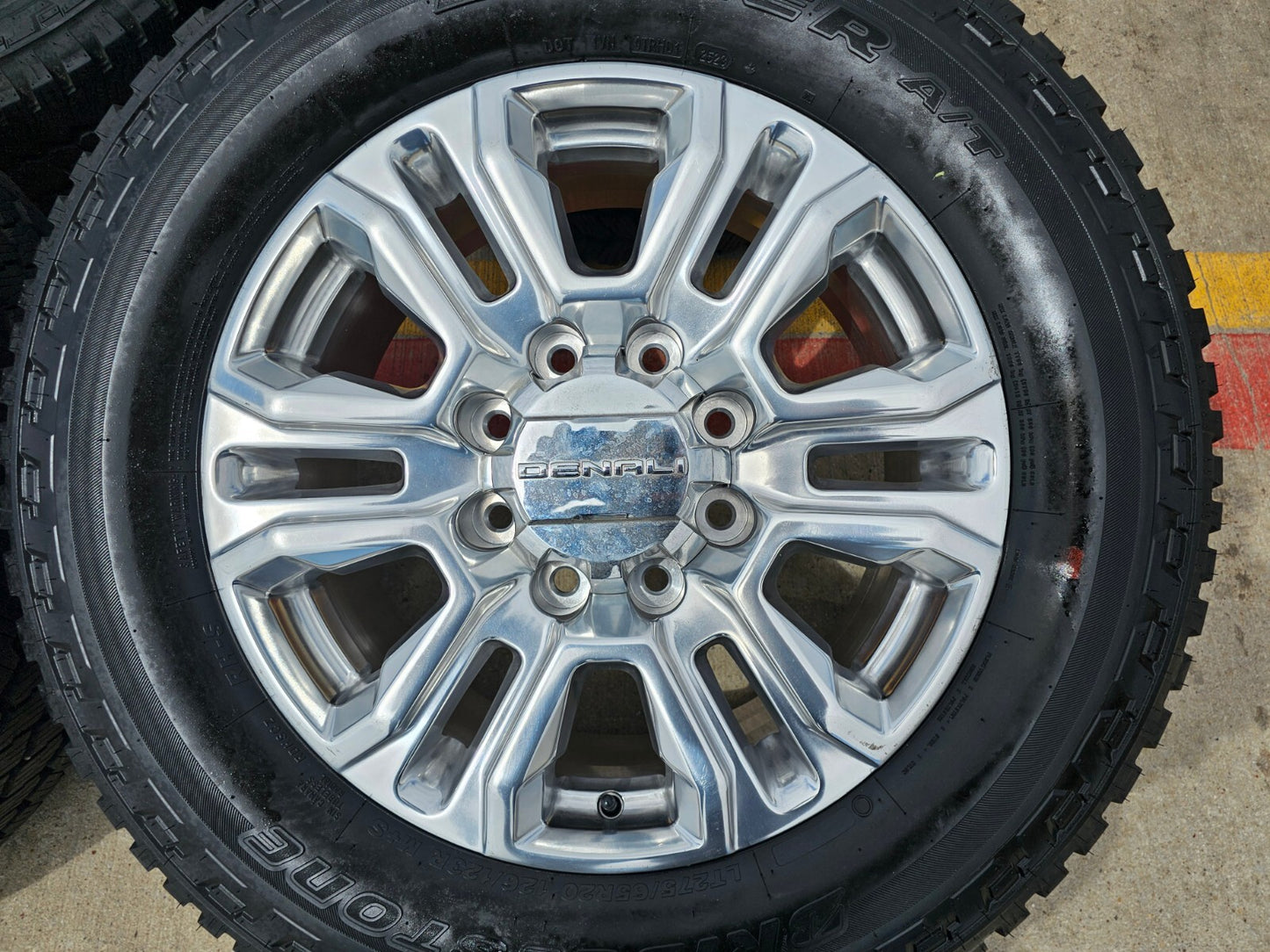 20" GMC Sierra Denali 2500 3500 OEM 5957 wheels rims tires 2022 2023 2024 2025