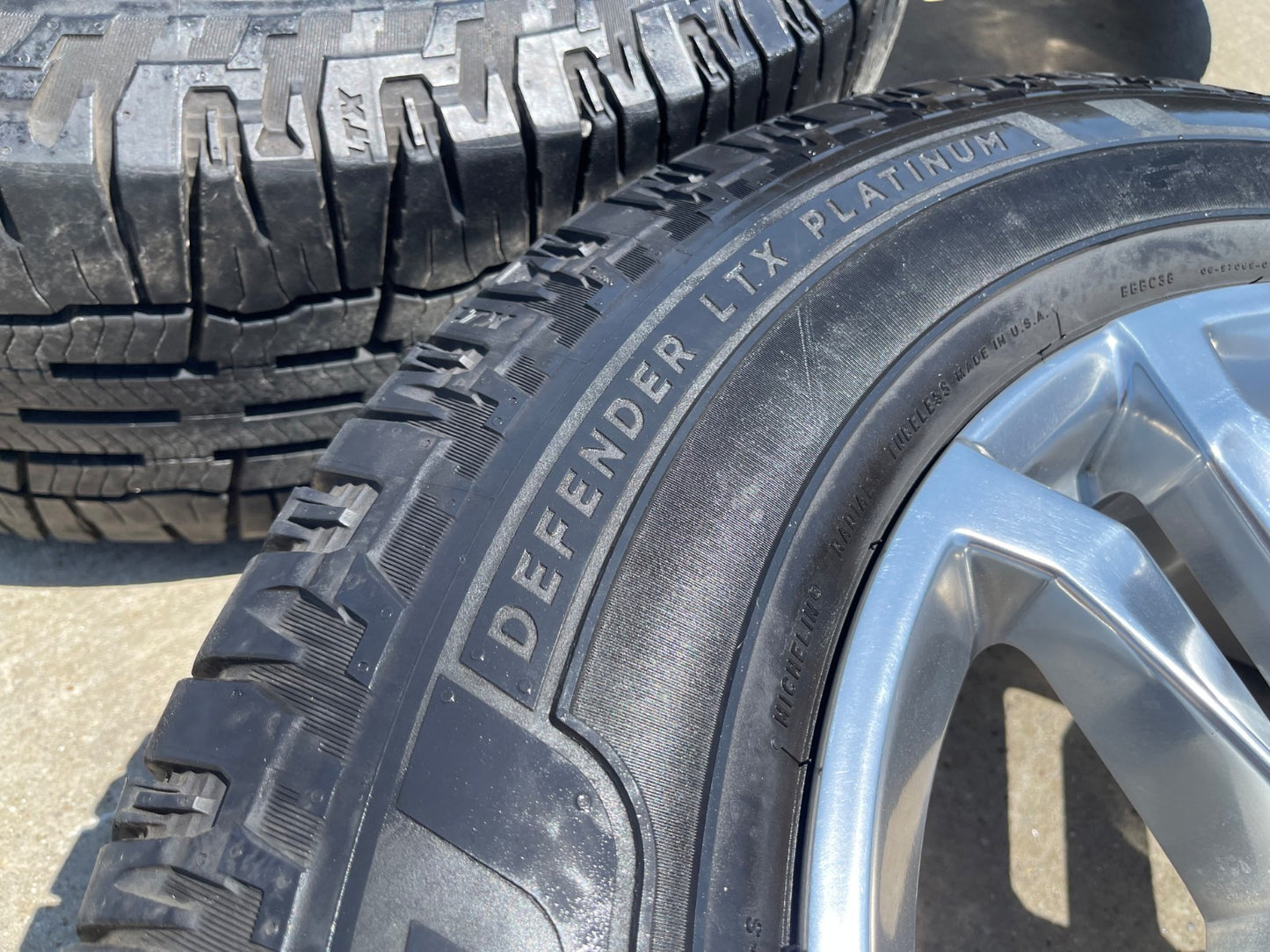 20" GMC Sierra Yukon AT4 Tahoe OEM 5924 wheels rims tires SET MICHELIN