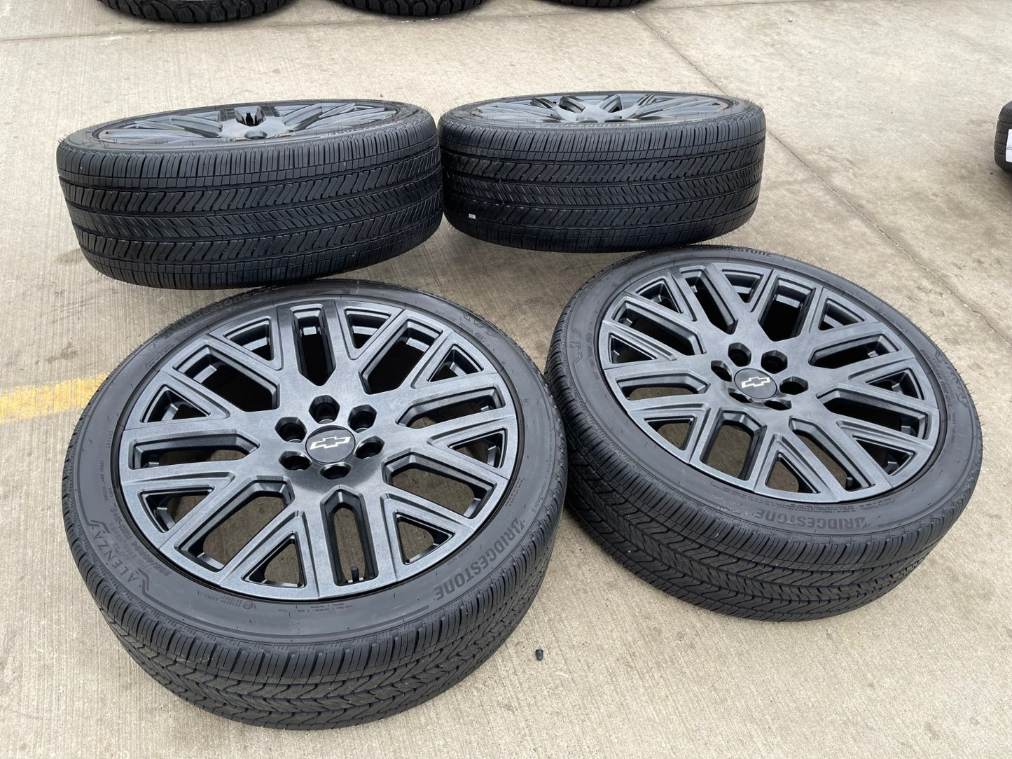 24" Cadillac Escalade Platinum OEM wheels rims tires 2023 2024 2025 2026 NEW
