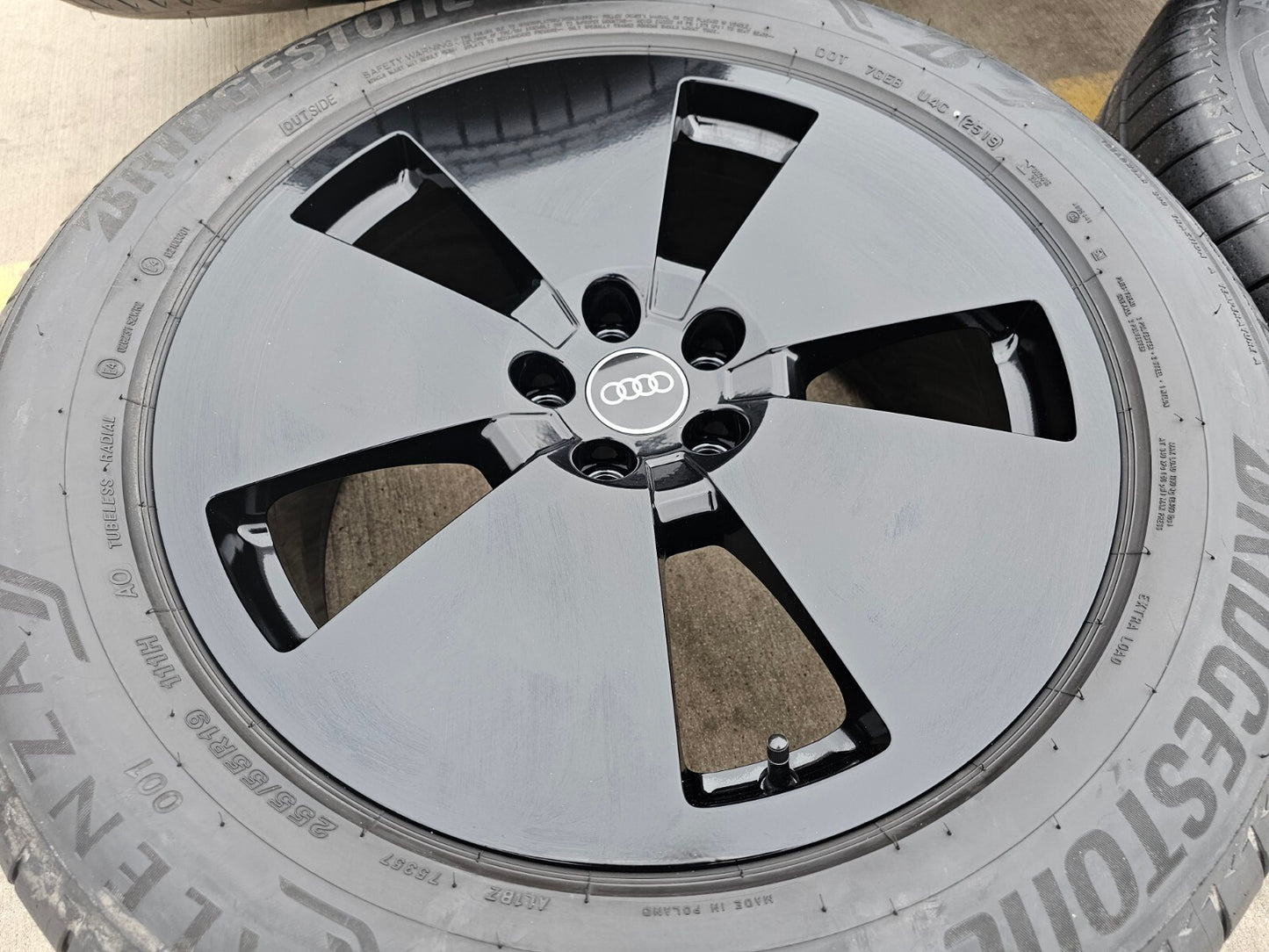 19" Audi E-Tron OEM wheels rims tires SQ5 Q5 Q7 Q8 GT 2021 2022 2024 2025 NEW