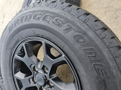 17" Jeep Wrangler Rubicon OEM 9218 wheels rims Gladiator tires SET DUELER A/T