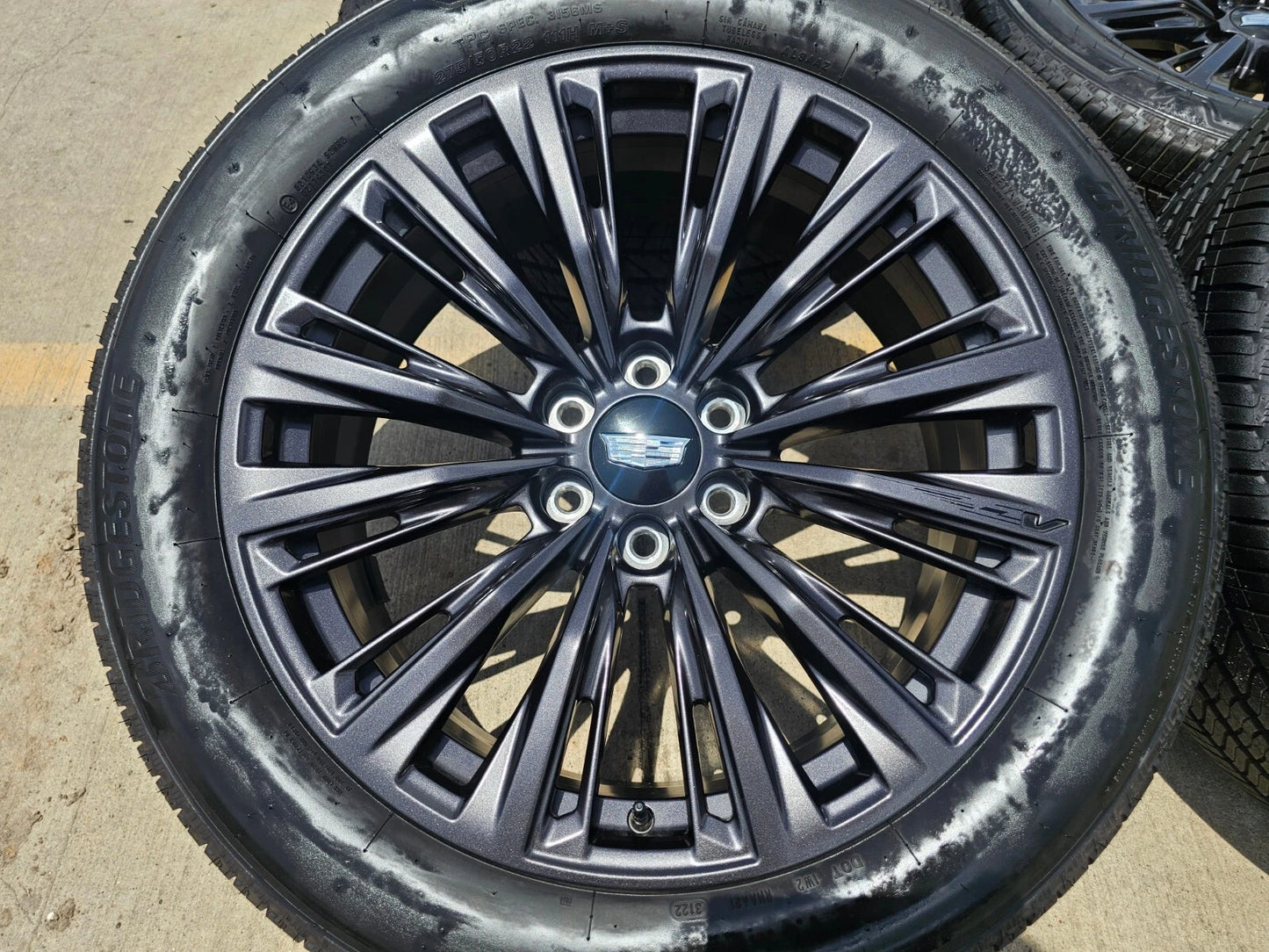 22" Cadillac Escalade V V600 Platinum OEM ORIGINAL wheels rims 2025 2026 NEW