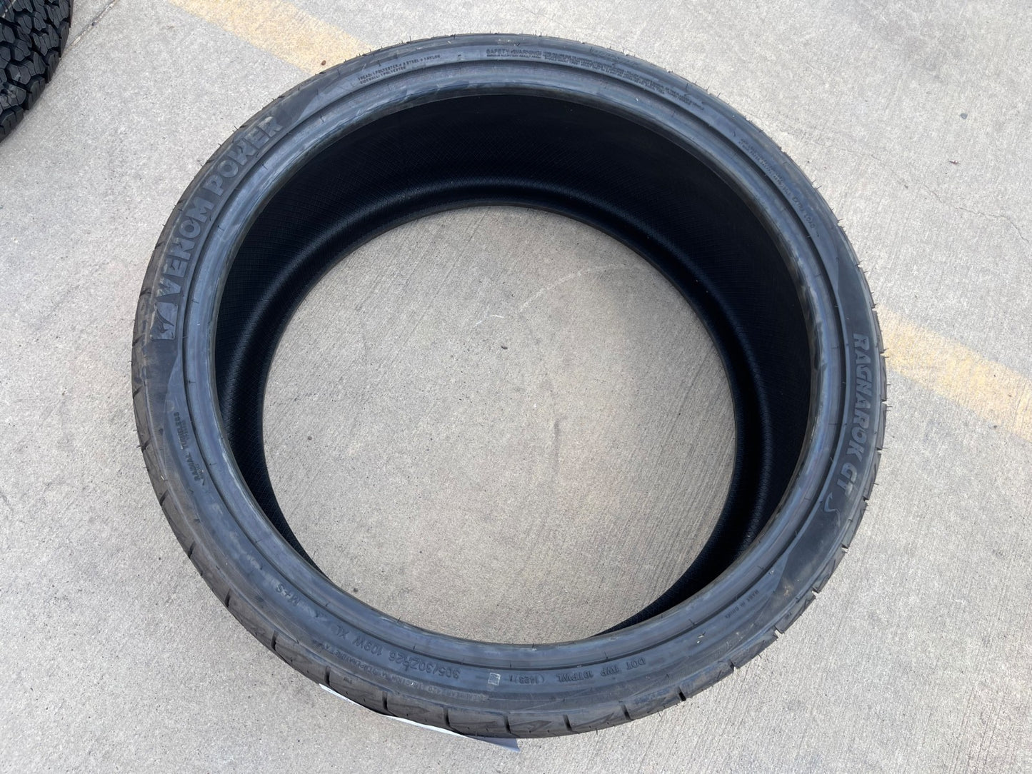 (1) 305/30/26 Venom Power Ragnarok GTS tire 305/30R26 109W XL M+S NEW