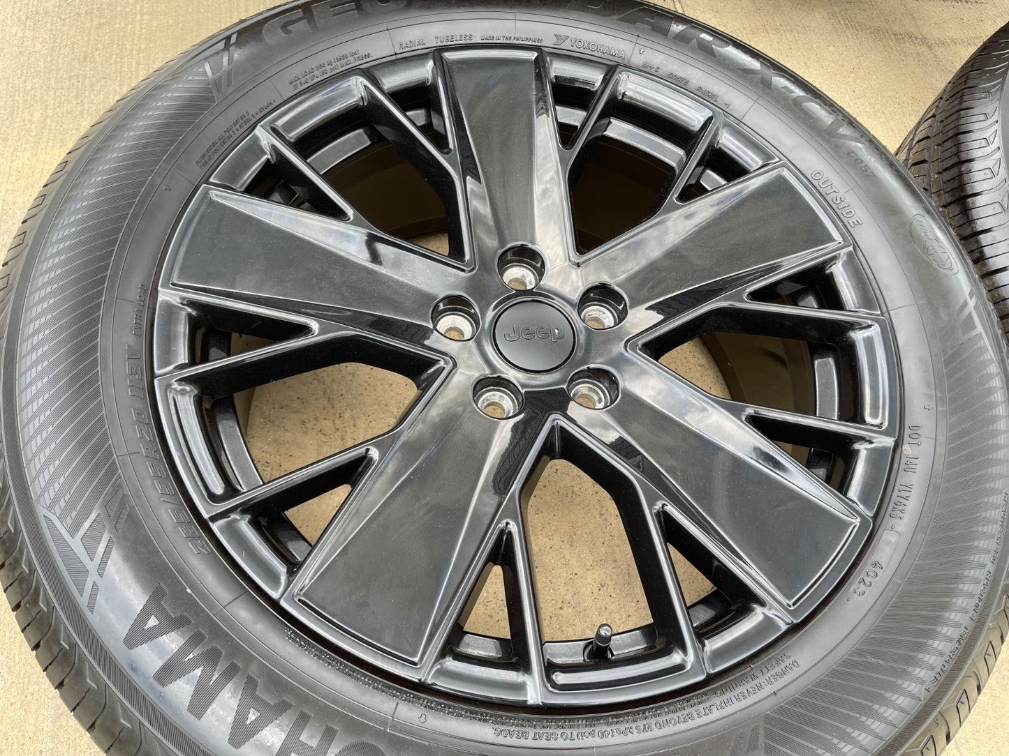 20" Jeep Grand Cherokee L OEM wheels rims Durango SET 2024 2025 2026 2027 NEW